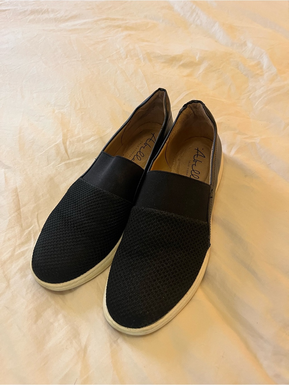 Abella loafers